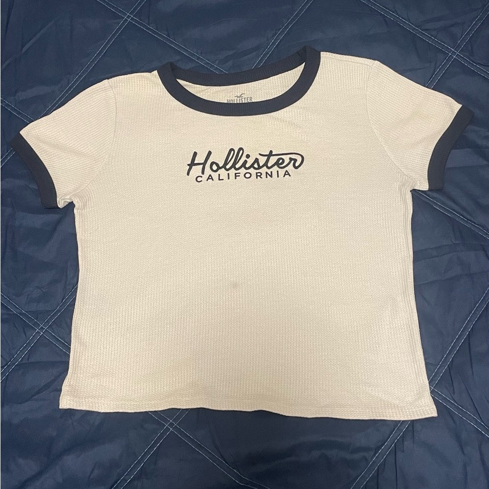 Hollister California White Cropped Slim Tee Size Medium